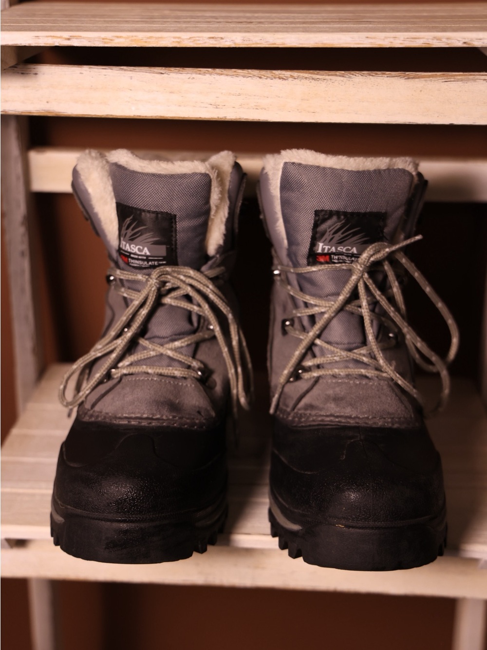 Itasca Insulated Snow Boots Gray/Black Lace-Up Faux Fur US 7